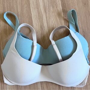 Set of 2 Victoria's Secret PINK Cream and Green Lightly Lined Demi T-shirt Bras